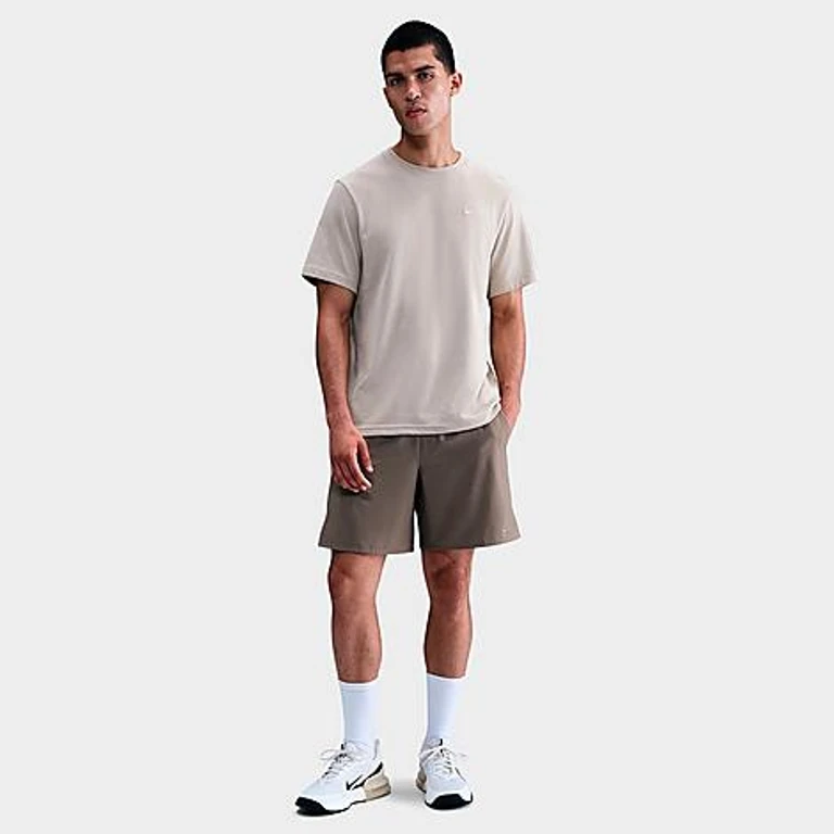 Nike 男款 Unlimited Dri-FIT 7" 无衬里多功能短裤 Black