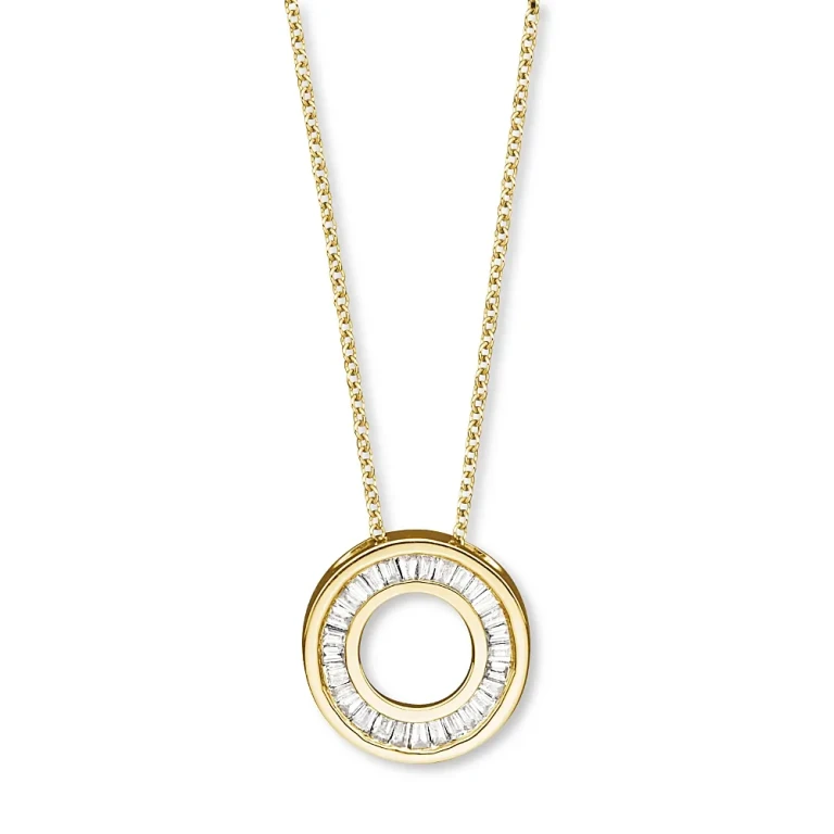 Diamond Circle Pendant Necklace in 14K Yellow Gold, 0.20 tcw