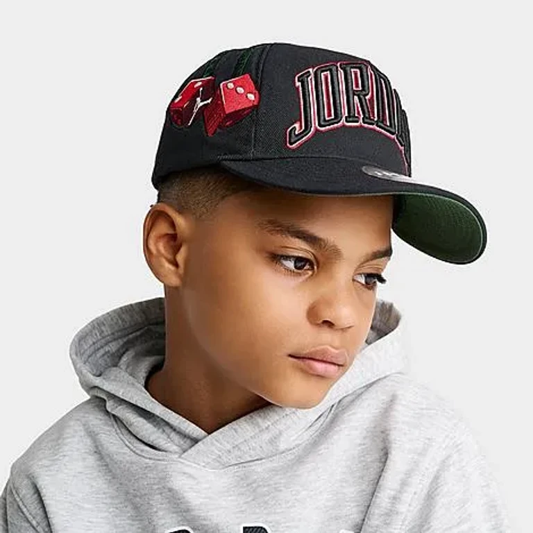 Jordan Kids Pro Snapback Hat in Black