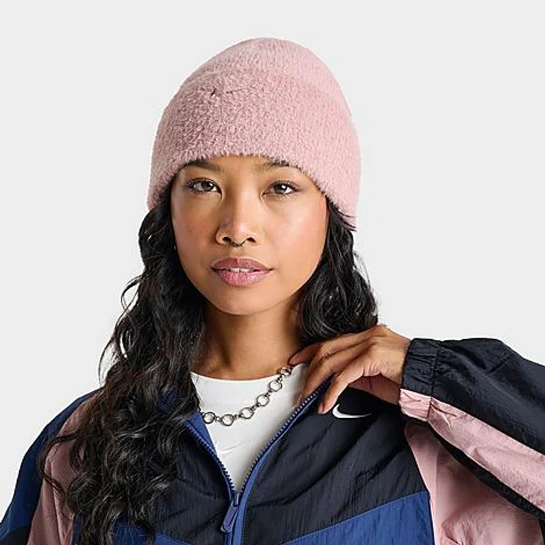 Nike Peak Cozy Beanie Hat in Particle Pink/Desert Dust Size: Medium