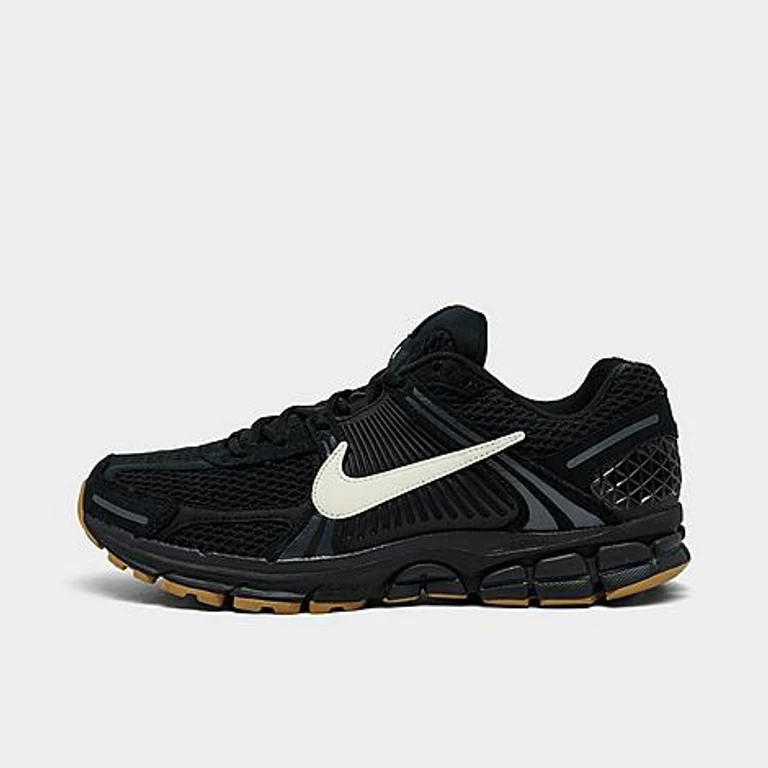 Nike Men's Zoom Vomero 5 Casual Shoes in Black/Gum Size: 7.5