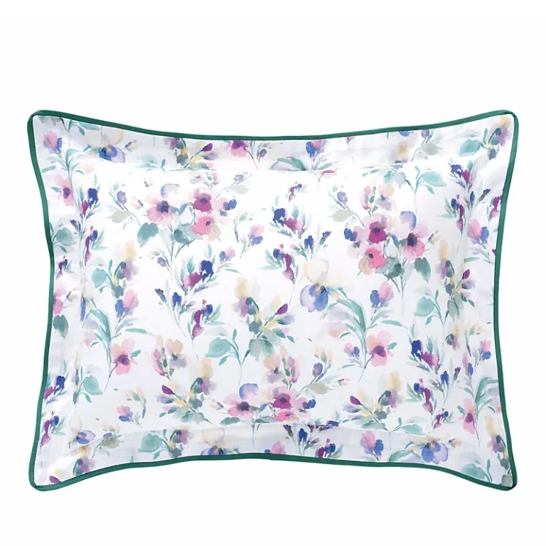 Anne de Solene Enchantement Sham, Boudoir