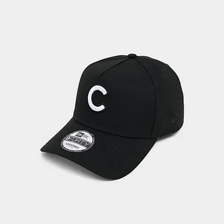 New Era Chicago Cubs MLB 9FORTY Monochrome Snapback Hat in Black/White