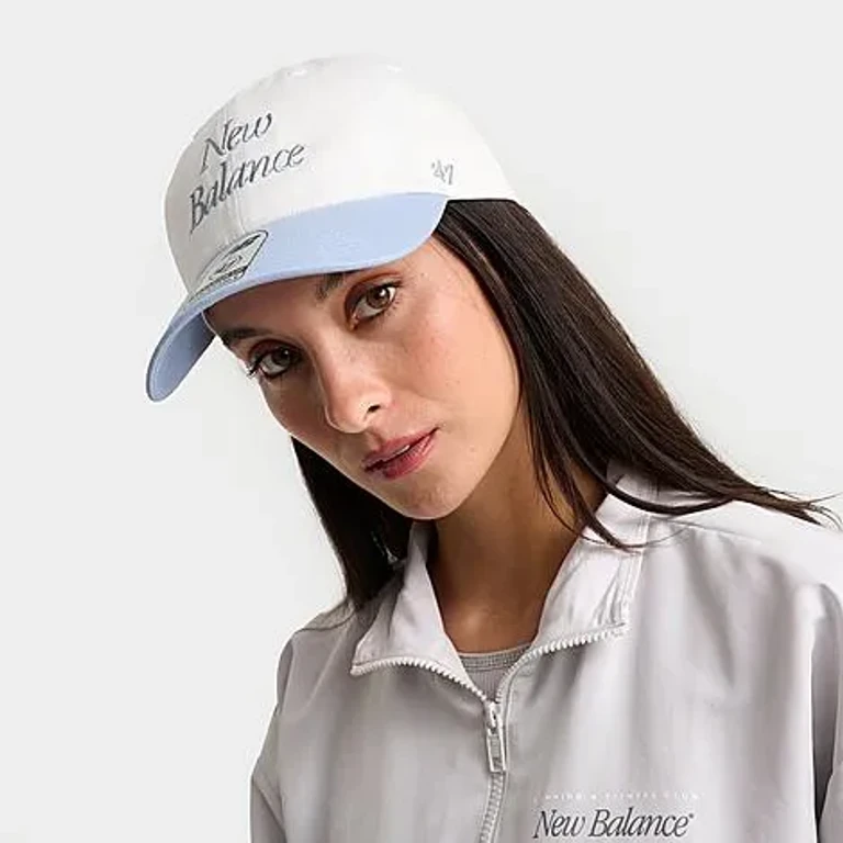 Boné New Balance '47 Clean Up Wordmark Strapback em branco/azul