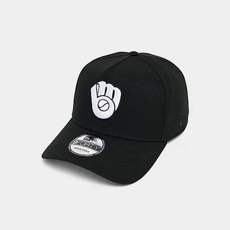 New Era Milwaukee Brewers MLB 9FORTY Monochrome Snapback Hat in Black/White