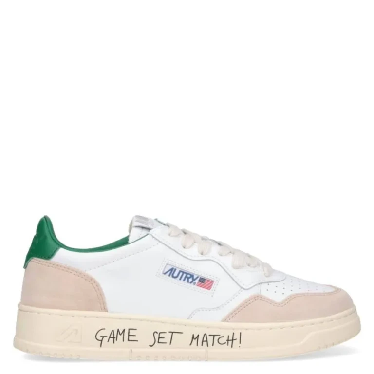 Autry Women's Medalist Low Top Sneakers