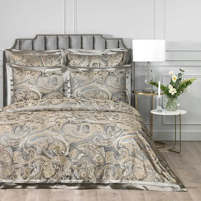 House of Textiles Lorenzo Silk Duvet Cover, Queen - Exclusive
