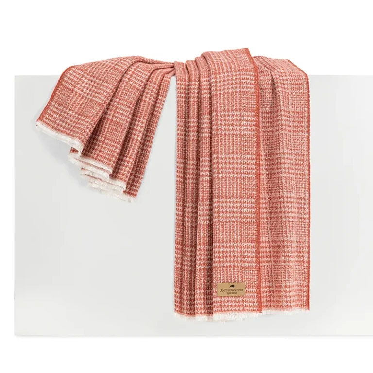 Lands Downunder Sutton Plaid Throw