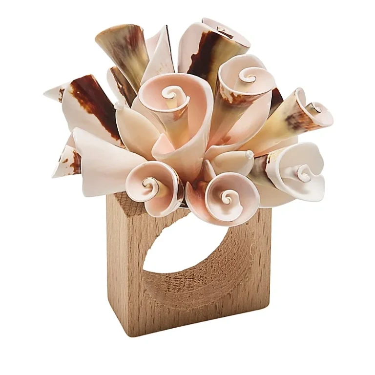 Kim Seybert Seashell Burst Napkin Ring in Ivory and Natural