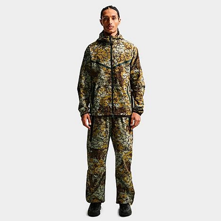Nike Men's Tech Dri-FIT Allover Camo Print Woven Pants in Olive Flak/Black Size: XS