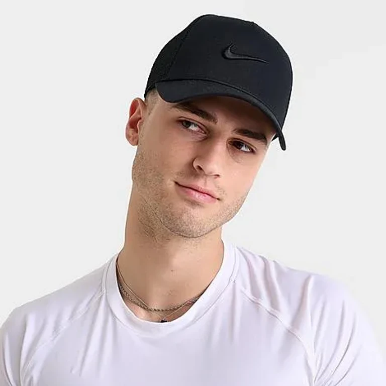 Nike Club Trucker Hat in Black Size: S-M