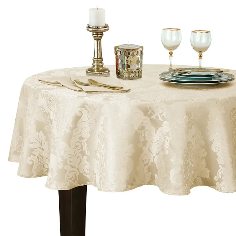 Elrene Barcelona Jacquard Damask Round Tablecloth, 70 x 70