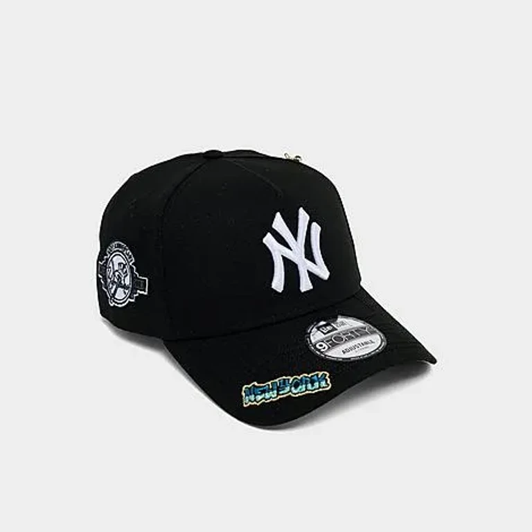 New Era New York Yankees MLB 9FORTY Chains Snapback Hat in Black/White