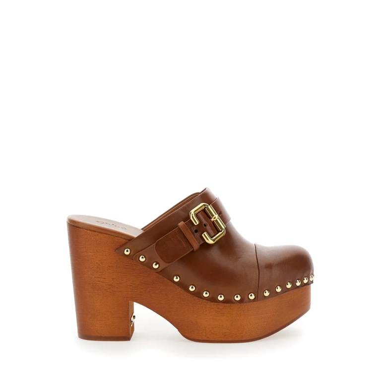 Chloé Caramel Leather Jeannette Clogs