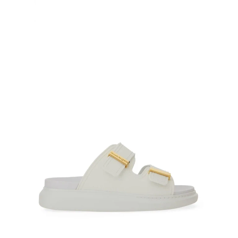 Alexander McQueen slides met logogravure