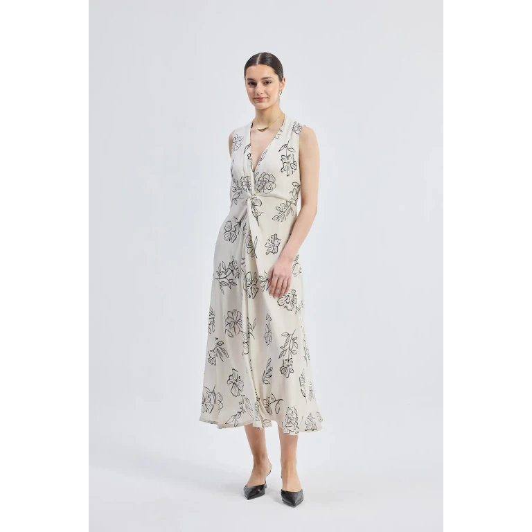 Front Twist Maxi dress in Black Florals