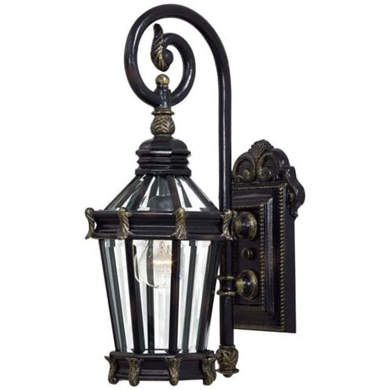Stratford Hall 21" Outdoor Wall Light in Heritage with Gold Highlights