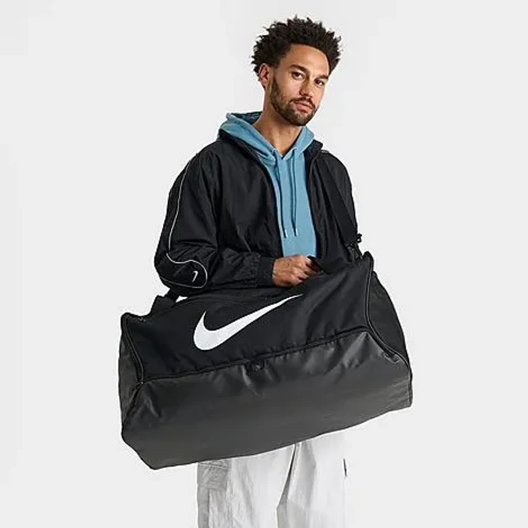 Nike Brasilia 9.5 Training Duffel Bag (95L) in Black/White