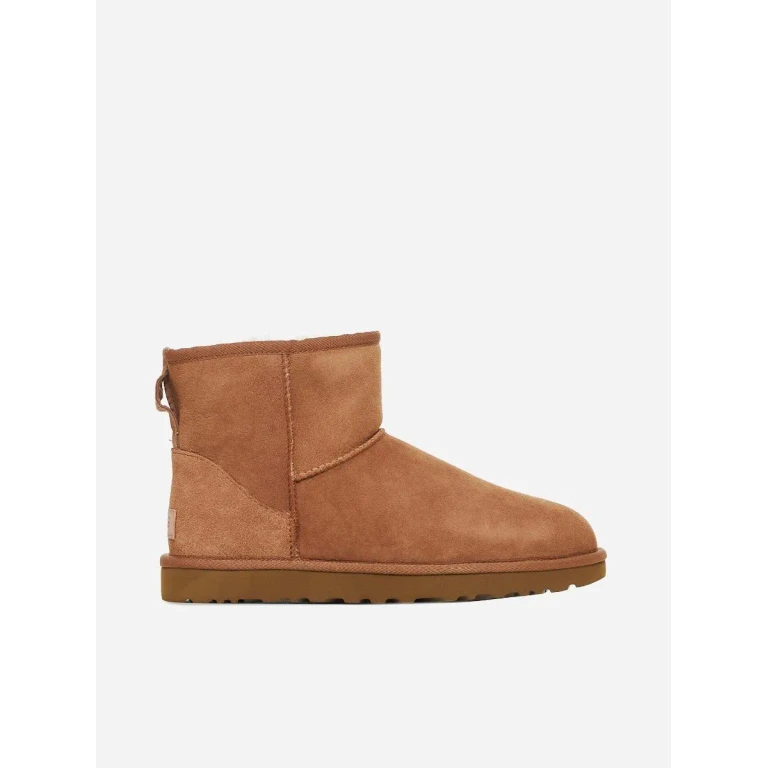 UGG Classic Mini II
