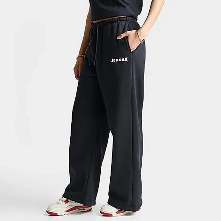 Jordan Women's Brooklyn Fleece Varsity Wide-Leg Sweatpants in Black/White Size: XS