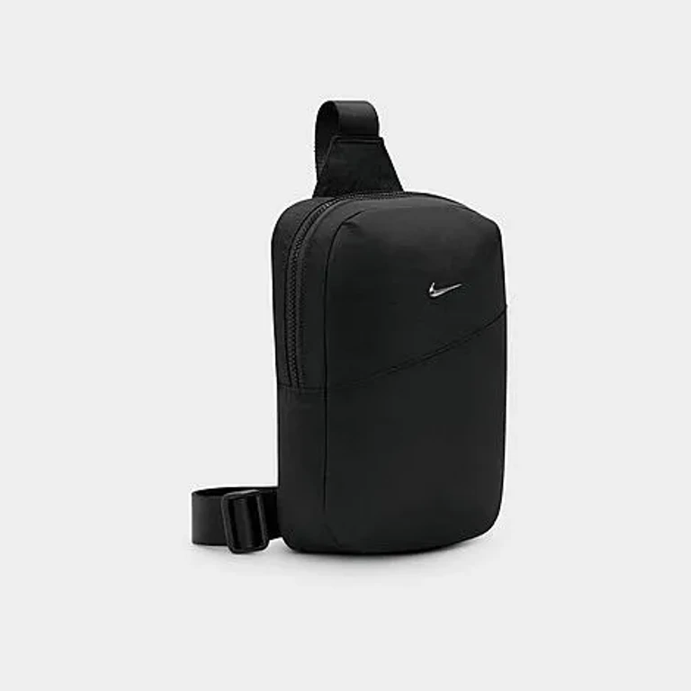 Nike Aura Sac Crossbody (5L) en Black/Matte Silver