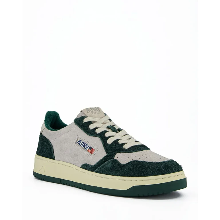 Autry Women's Medalist Low Top Sneakers