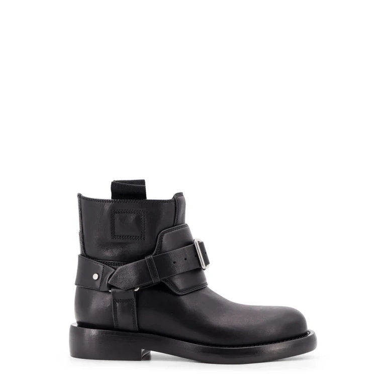 Burberry Cobble Leather Boots With Strap