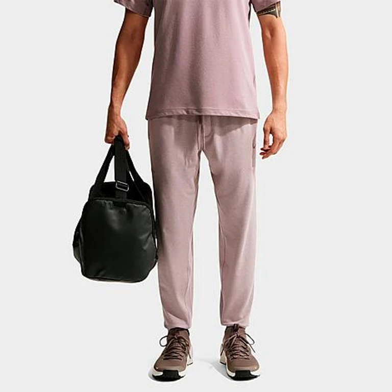 Nike Men's Primary NanoKnit Dri-FIT UV Protection Performance Jogger Pants in Light Violet Ore/Platinum Violet/Heather Size: XS