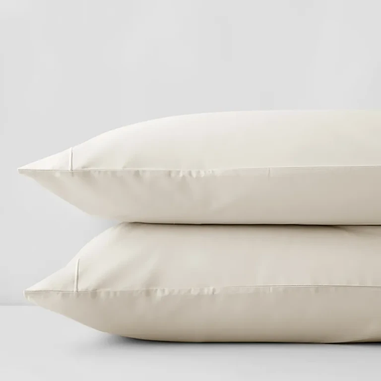 Anne de Solene Vexin Standard Pillowcases, Pair