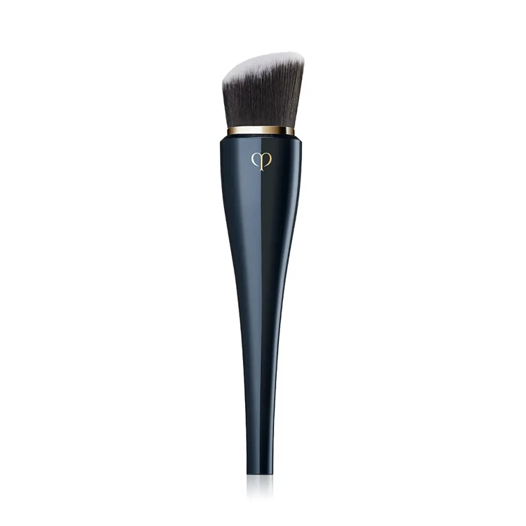 Cle de Peau Beaute High Coverage Foundation Brush