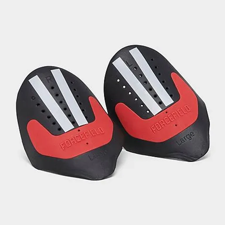 Force Field Elite Crease Preventer (Large) in Black/Red