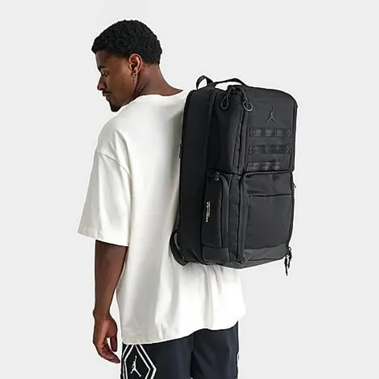 Collectors Backpack (31.5L) in Black