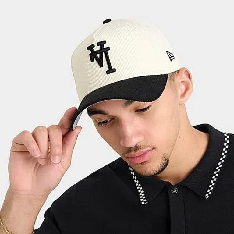 New Era Los Angeles Dodgers MLB 9FORTY A-Frame Corduroy Snapback Hat in Chrome/Black