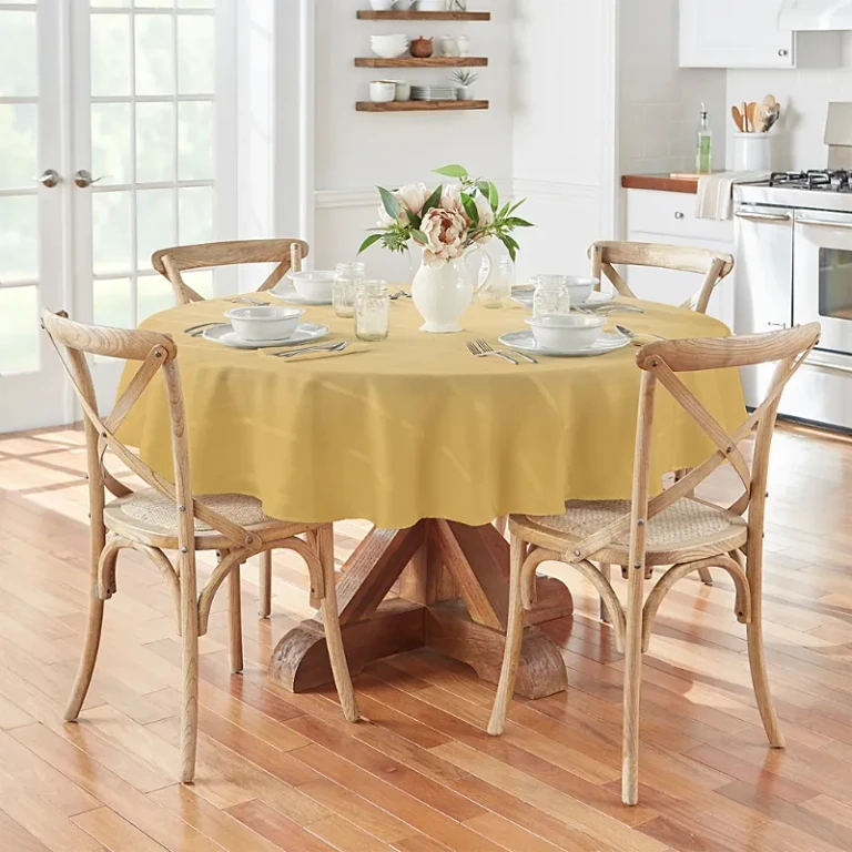 Elrene Elegance Plaid Jacquard Oval Tablecloth, 60 x 84