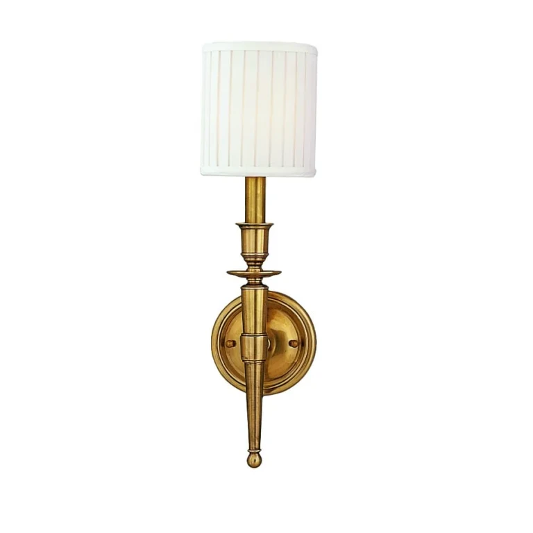 Abington 18" Wall Sconce in Aged Brass