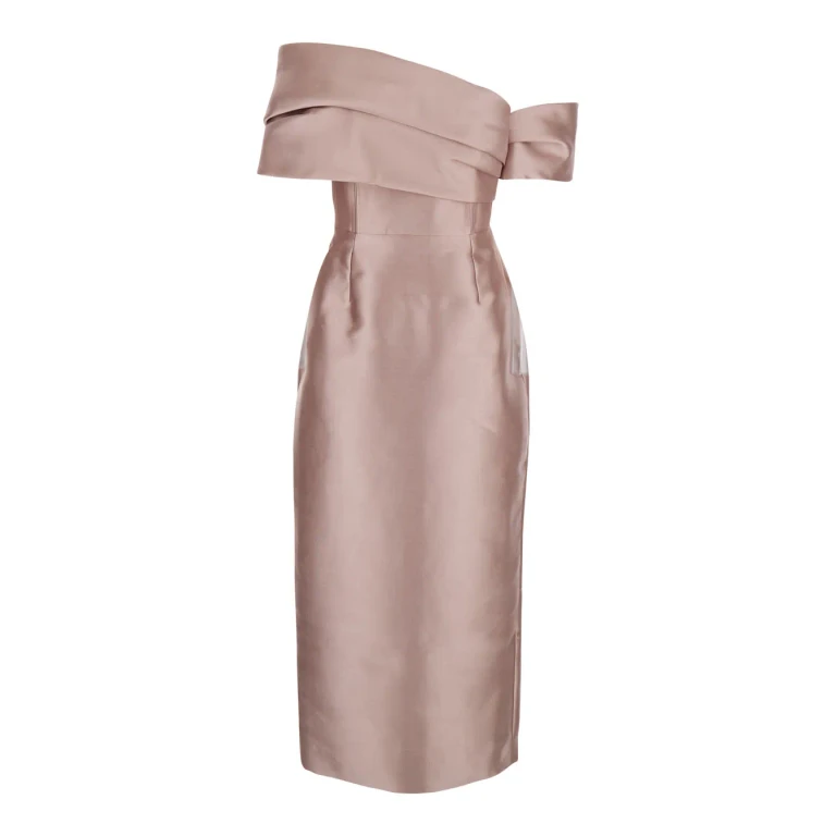 Solace London Long Dress mirla With Off Shoulder Design And Back Vent In Pink Fabric For Women