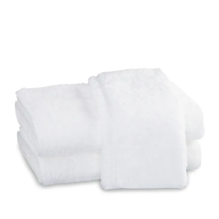 Matouk Cairo Fingertip Towel