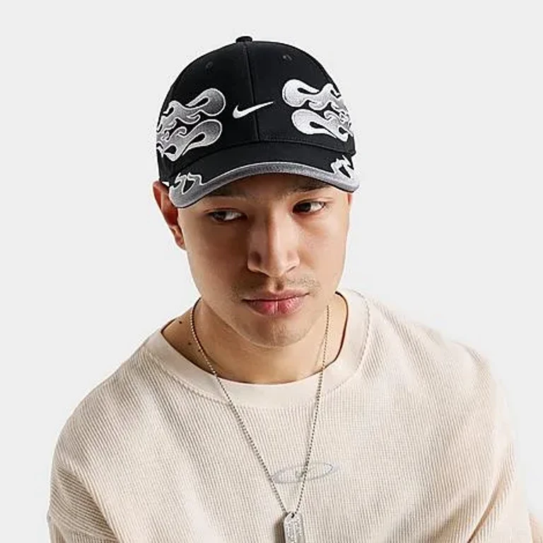 Nike Club Structured OG Flame Strapback Hat in Black Size: M-L