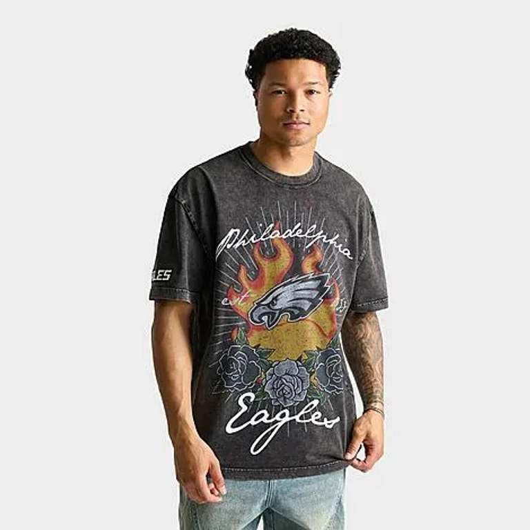 Pro Standard Men's Philadelphia Eagles NFL Fire And Roses Graphic T-Shirt in Washed Black Size: Small