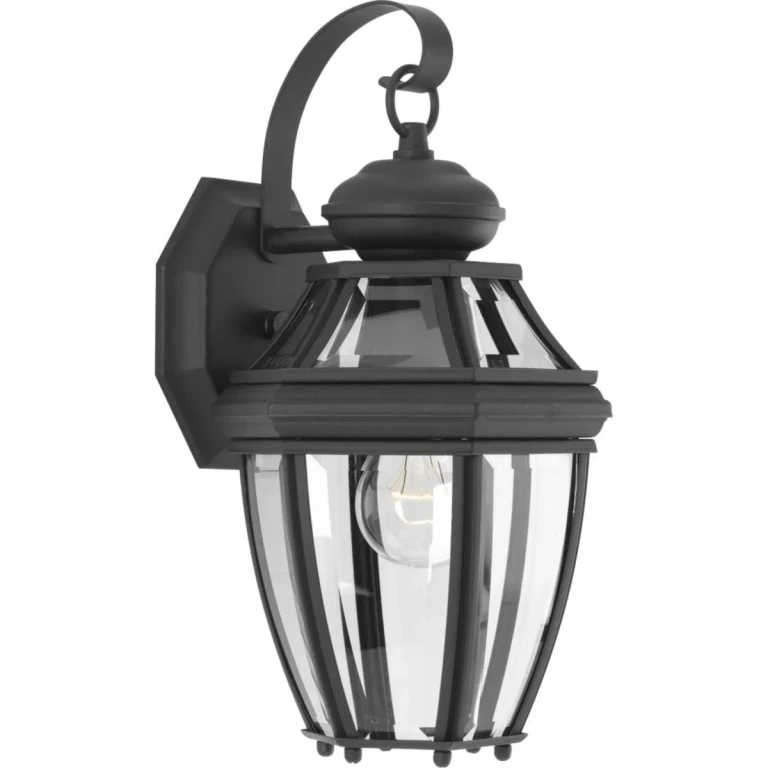 Black One Light Wall Lantern from the New Haven Collection