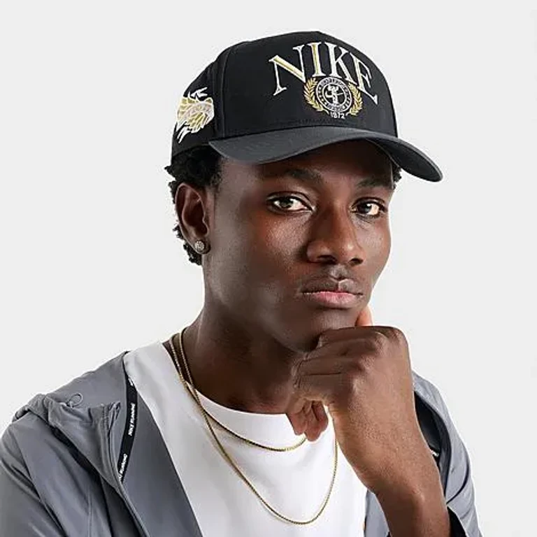 Nike Rise Structured A-Frame Snapback Hat in Black/Anthracite Size: M-L