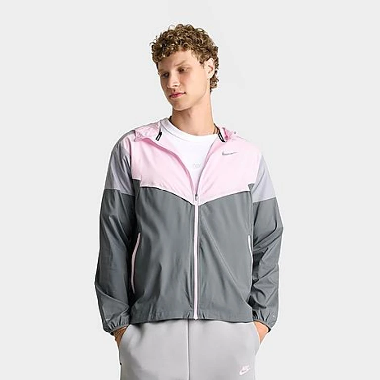 Nike Men's Impossibly Light Windrunner Running Jacket in Smoke Grey/Pink Foam/Wolf Grey Size: Small