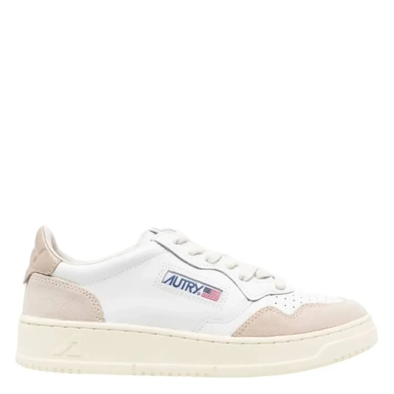 Autry Women's Medalist Low Top Sneakers