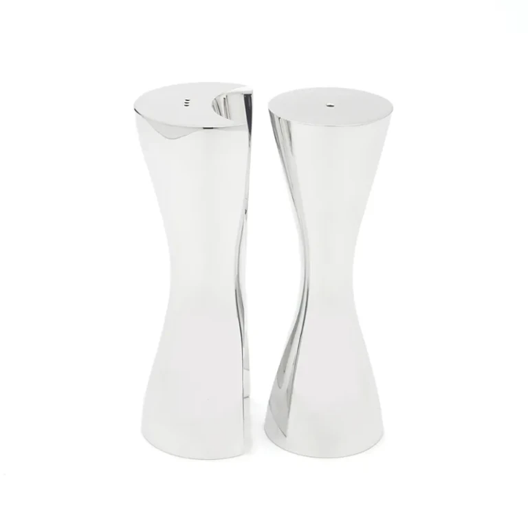 Nambe Hug Salt & Pepper Set