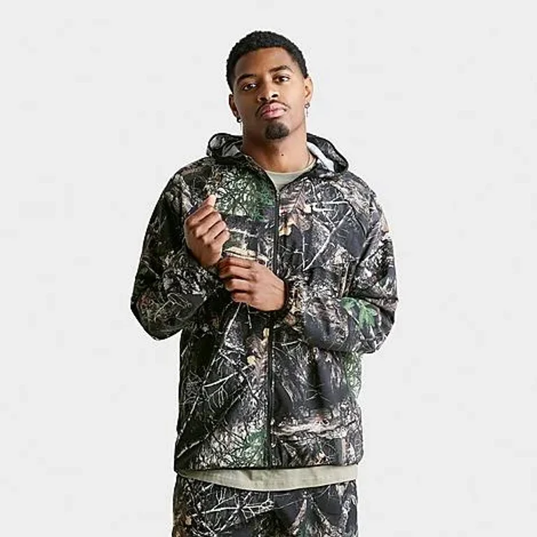 Nike Men's Stride Dri-FIT Realtree Running Jacket in Anthracite/Black Size: Small