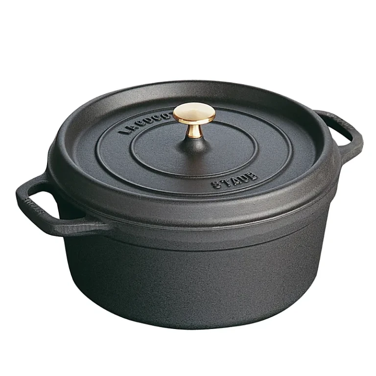 Staub Round Cocotte, 2.75 Quart