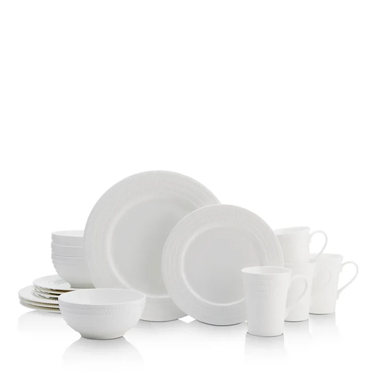 Mikasa Nellie White 16-Piece Dinnerware Set
