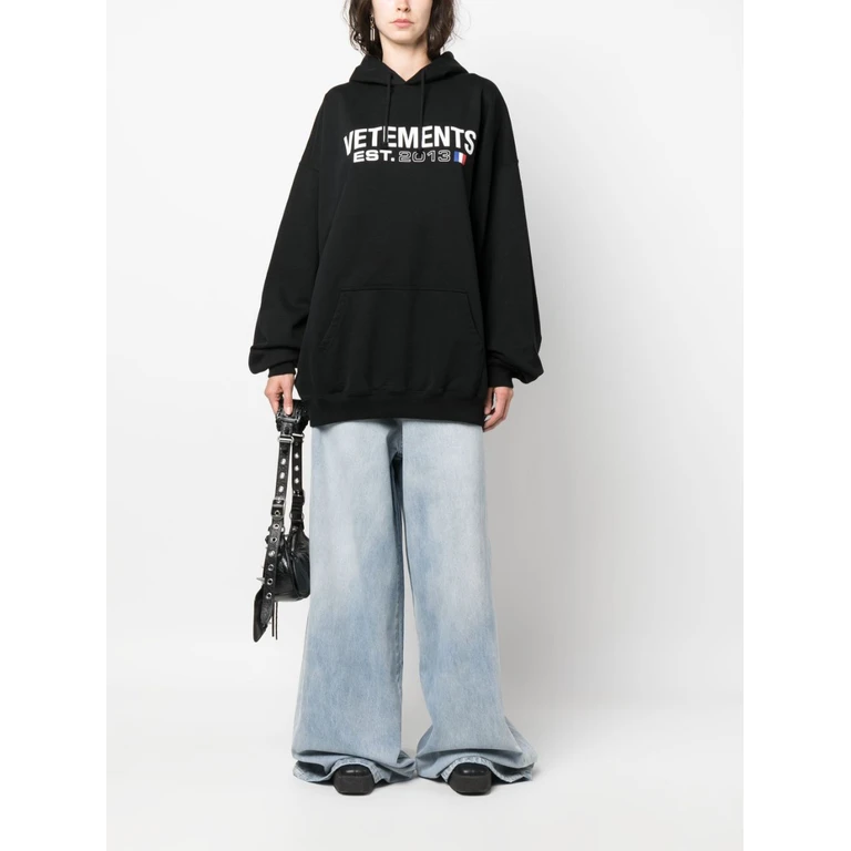 VETEMENTS Oversize Cotton Sweatshirt