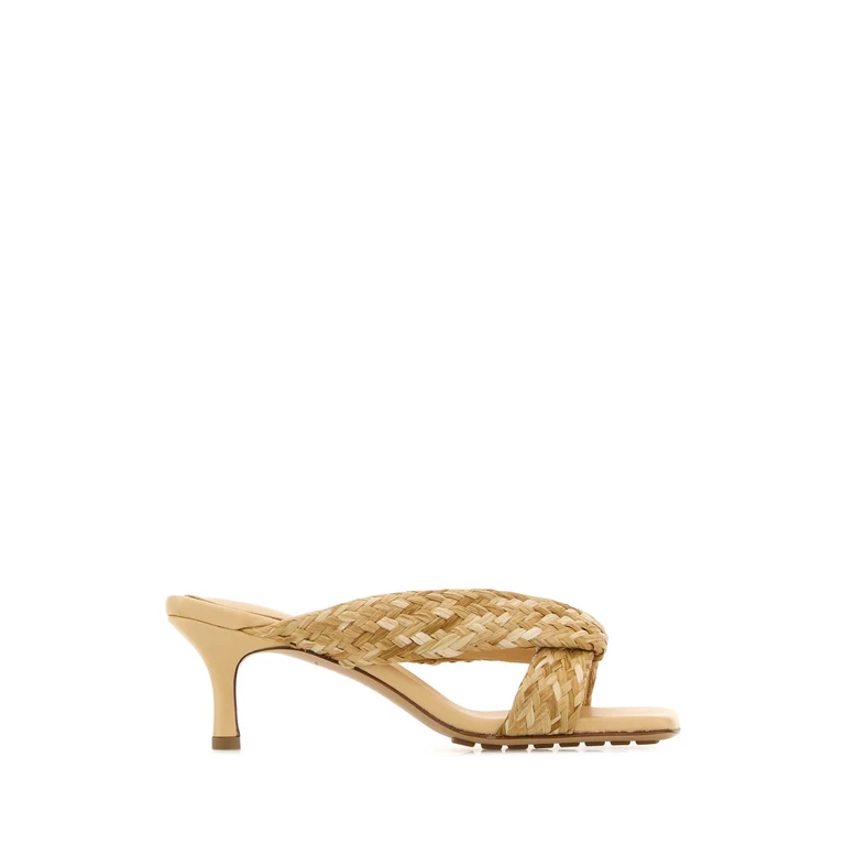 Bottega Veneta Raffia Riva Mules Macadamia Sandali - Women