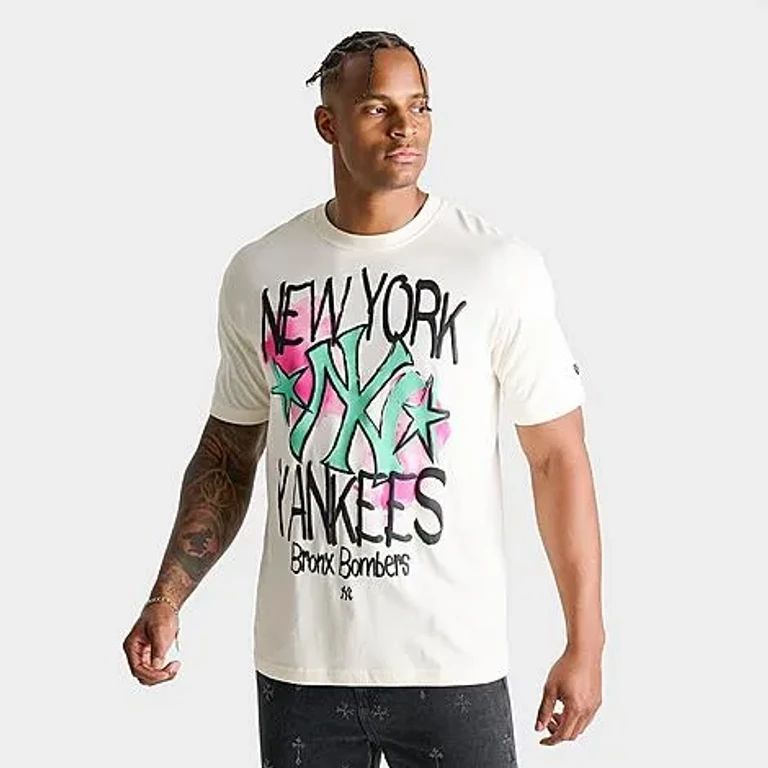 Men's New York Yankees MLB Graffiti Graphic T-Shirt in Cream Size: Small